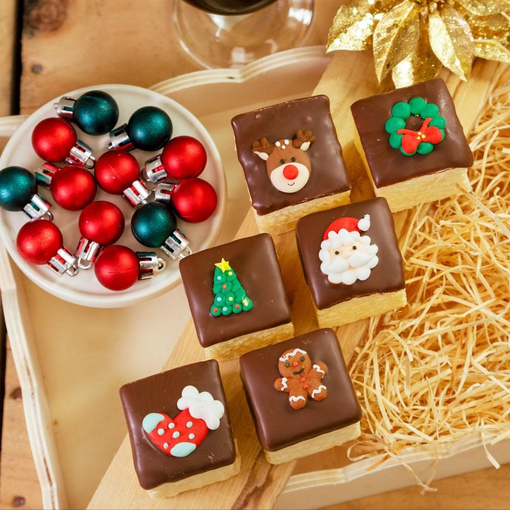 Christmas Chocolate Dipped Marshmallow Box – 5 Pack Bundle (12 pcs each)