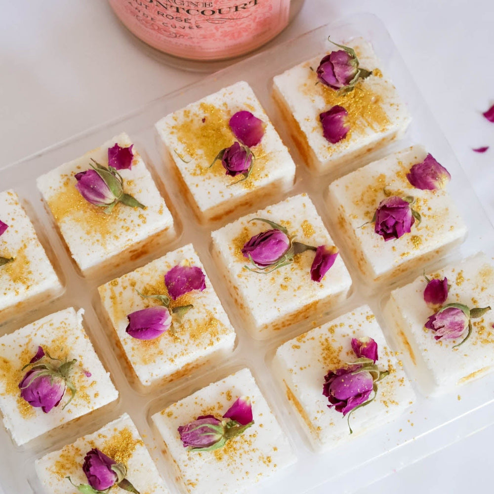 Champagne Gold Marshmallow 🍾✨🌹 (12 Pcs)