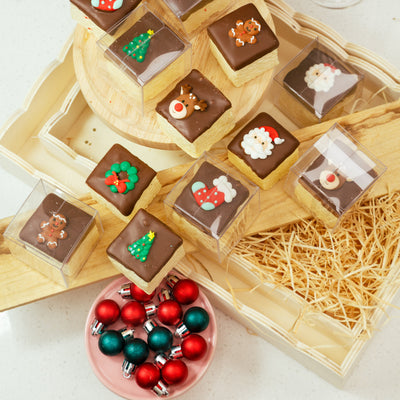 Christmas Chocolate Dipped Marshmallow Cubes