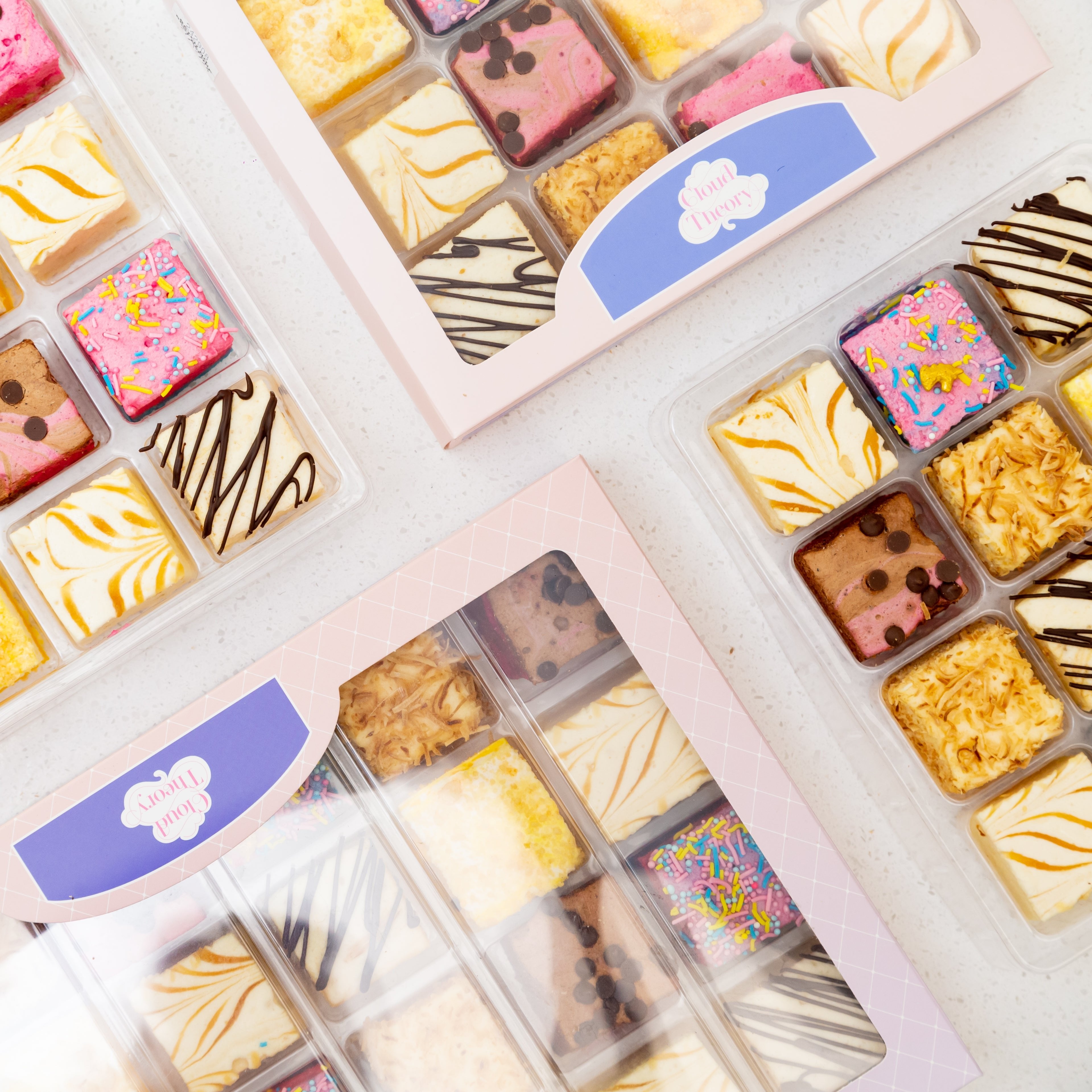 Luxurious 24-piece gourmet marshmallow collection with four pieces of six popular flavours, including Raspberry Chocolate and Toasted Coconut