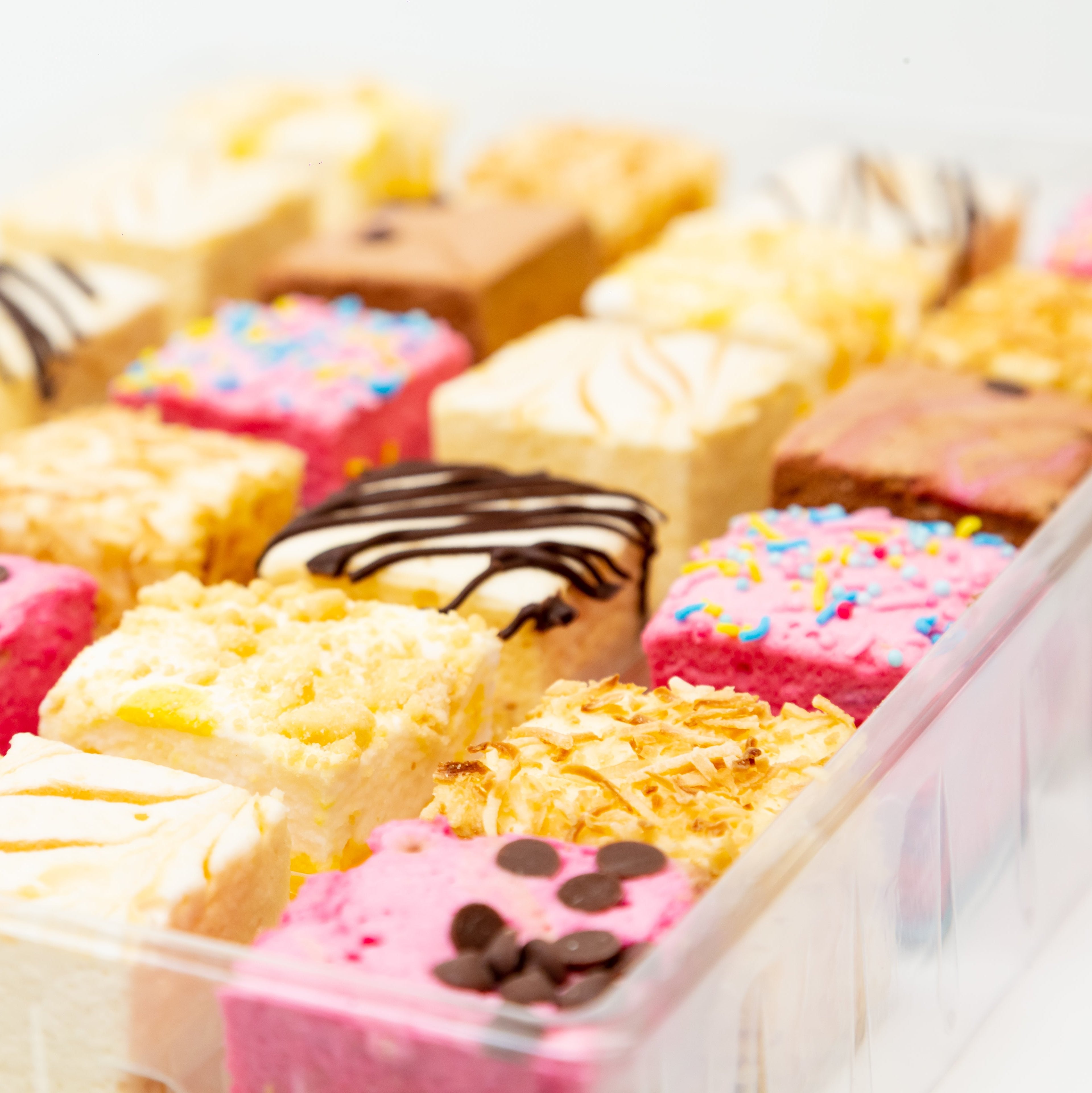 Beautifully packaged 24-piece gourmet marshmallow box with four pieces each of six signature flavours